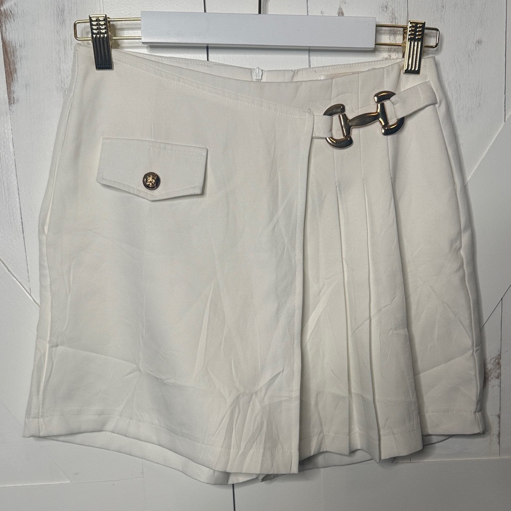 White Pleated Skort With Gold Horsebit Hardware